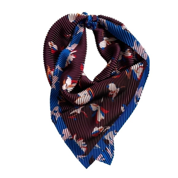 Nordstrom Halogen Floral Print Micro Pleated Square Scarf - Picture 1 of 7